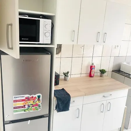 Jamari Home-3