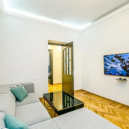 Apartment In The Targovu-3