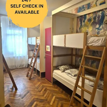 Centrum House Hostel-3