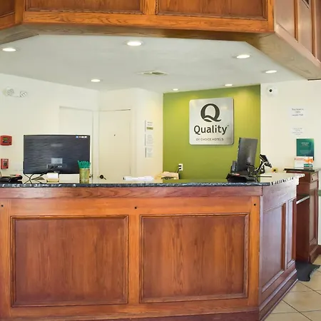 Quality Inn & Suites Garden Of The Gods-2