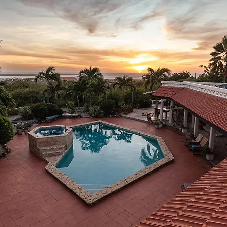Goood Resort-2