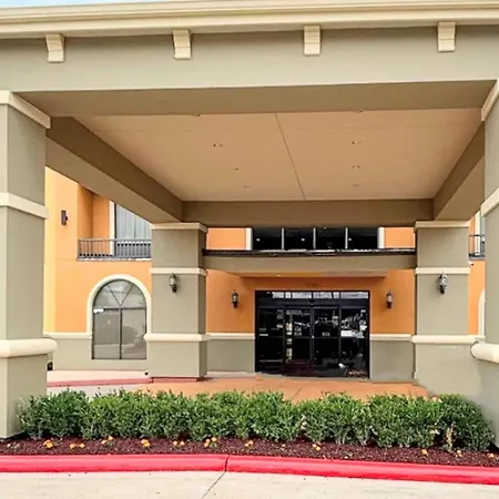 Comfort Suites Westchase Houston Energy Corridor-3