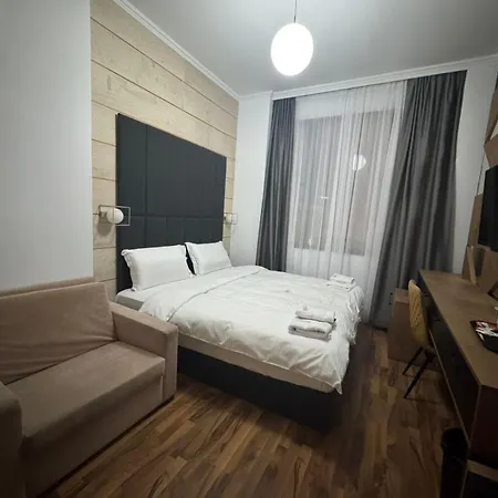 Hotel Comfort City Center-3