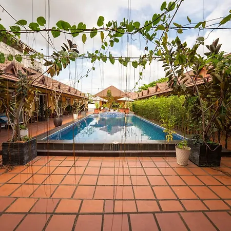 Hello Kampot Resort-3