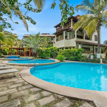 Tropical Gardens Suites And Apartments-2