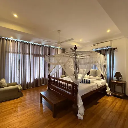 Margaret House-3