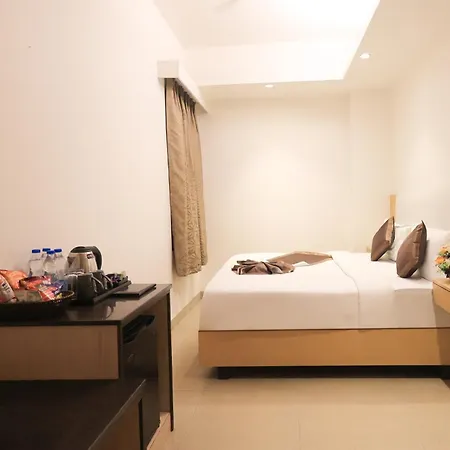 Ecko Lite Mars Hotel - 4 Minute Away From Golden Temple-2