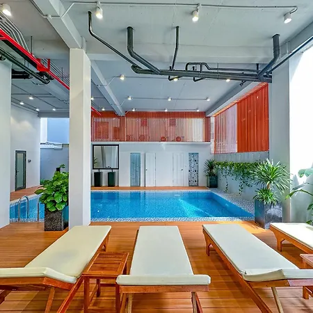 C-Hotel-2