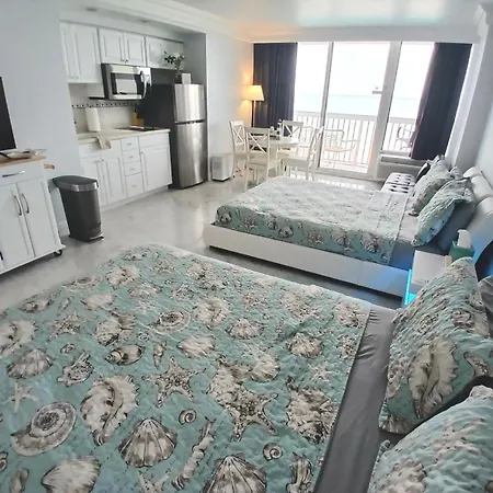Amazing Ocean View Beachfront Entire Apartment Direct Access To Beach-3