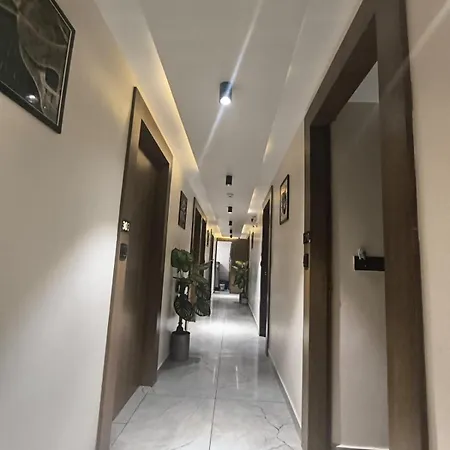 Hotel Royal Villa-2