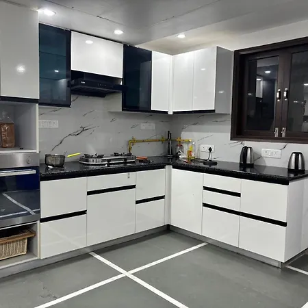 Royal Palace 1 Bhk - Kitchen, Balcony, Lift, Gym,-2