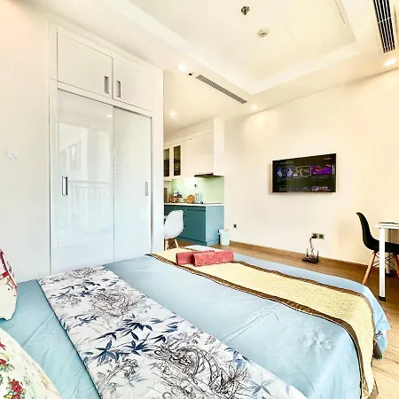 Deluxe Studio Room, Centre Position, Peacefull Area, 35' To Airport-3