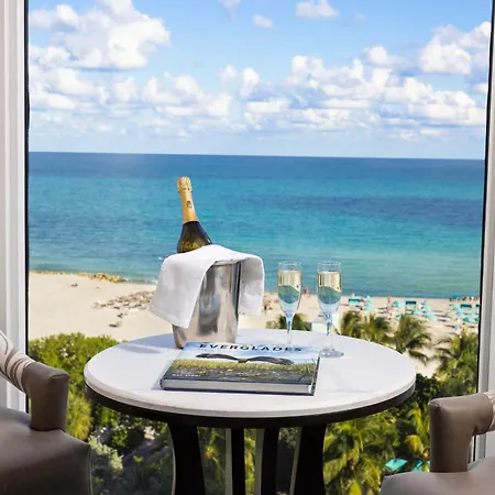 The Palms Hotel & Spa-2