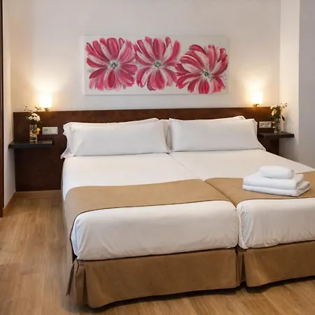Aston Hotel-2