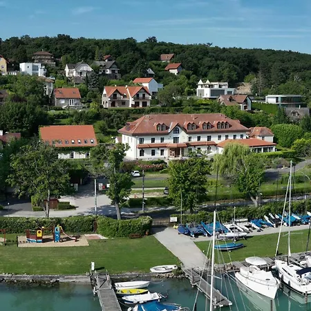 Aquilo Hotel Panorama-2