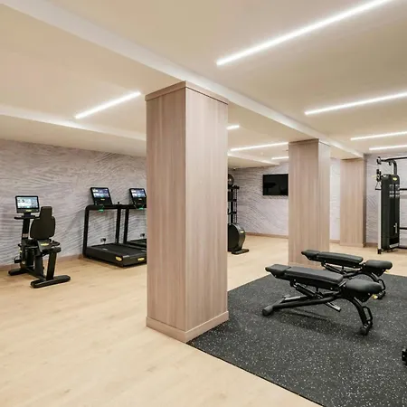 Courtyard By Marriott Sliema-3