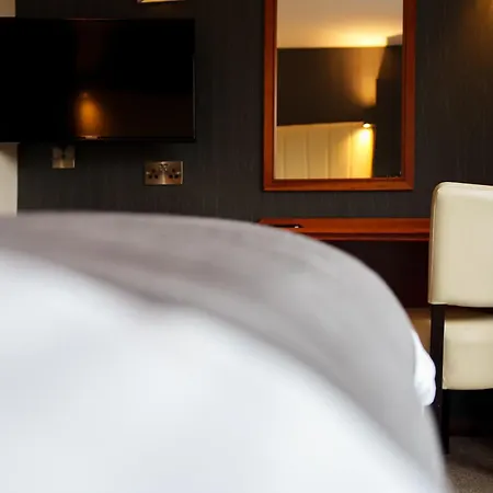 Arden Hotel And Leisure Club-2