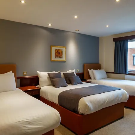 Arden Hotel And Leisure Club-3