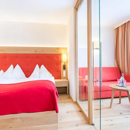 Hotel Alpenland-2