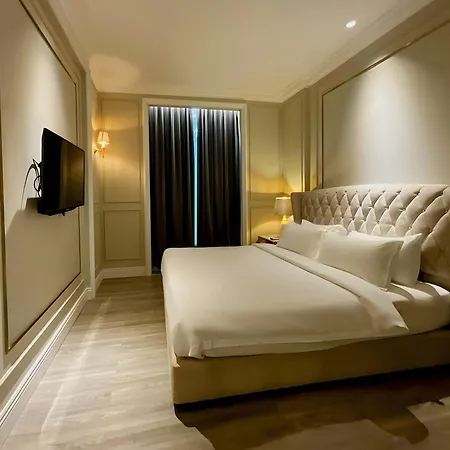 Grand Eska Hotel & Suites Batam-3