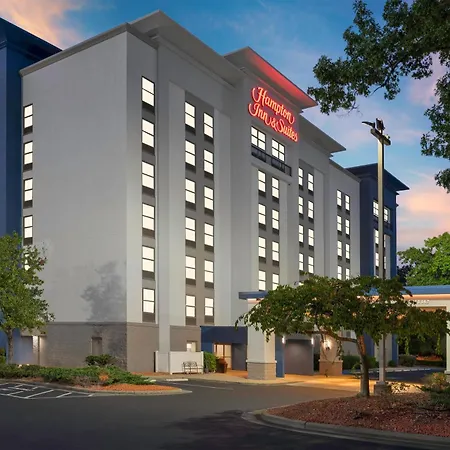 Hampton Inn & Suites Charlotte Arrowood Rd-3