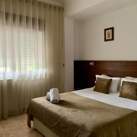 Hotel Louro-2