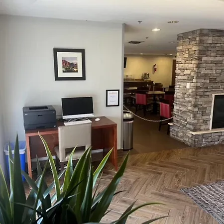 Comfort Inn & Suites Phoenix North - Deer Valley-2