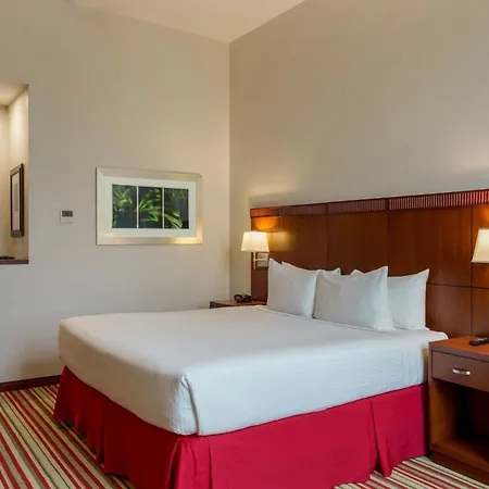 Courtyard By Marriott Panama Multiplaza Mall-2