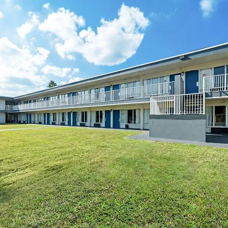 Econo Lodge Daytona Beach - Speedway-2