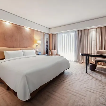 The Lakeview Hotel-3