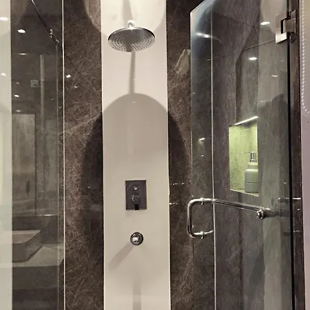 1O1 Urban Jakarta Thamrin-3