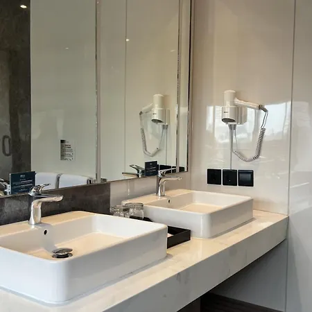 1O1 Urban Jakarta Thamrin-2