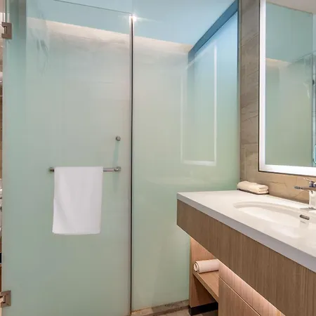 Holiday Inn Nantong Oasis International By Ihg-2