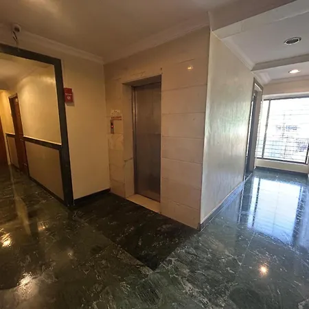 Hotel Lucky Near Nesco-3