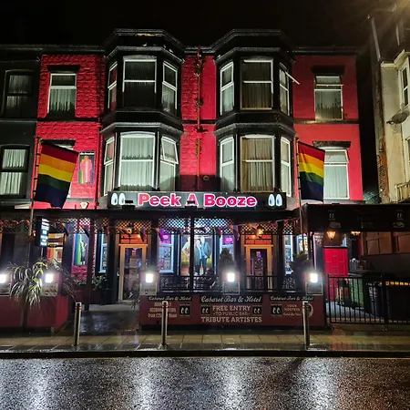 Peek-A-Booze - Budget Hotel - Adults Only-2