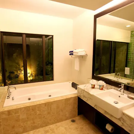 Borneo Beach Villa & Suite-3
