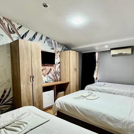 Rozza Hotel-3