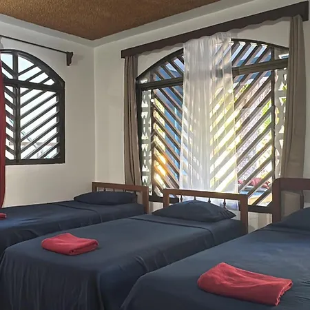 Hotel Marielos Tamarindo-2