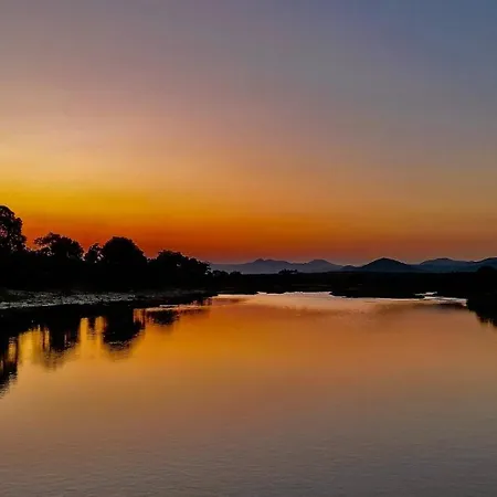 Kambaku River Lodge-3