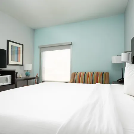 Baymont By Wyndham Augusta Riverwatch-3