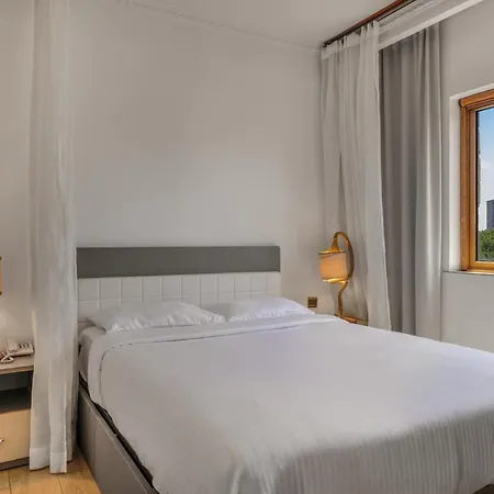 Kates Hotel & Residence-3