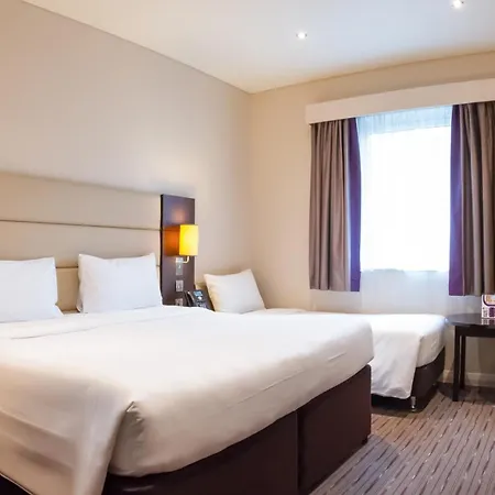 Premier Inn Dubai Ibn Battuta Mall-3