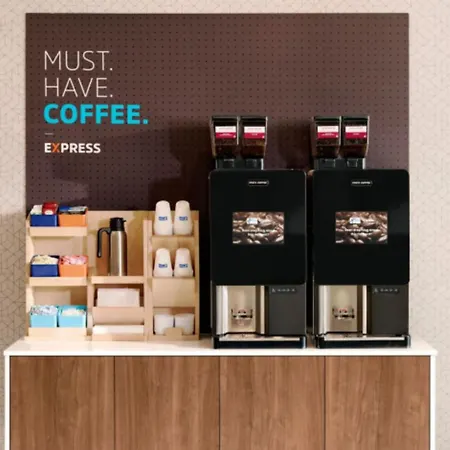Holiday Inn Express & Suites - Jacksonville W - I295 And I10 By Ihg-3