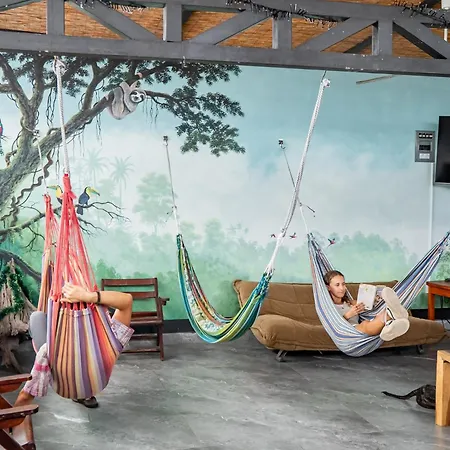 Sandy Toes Hostel-3