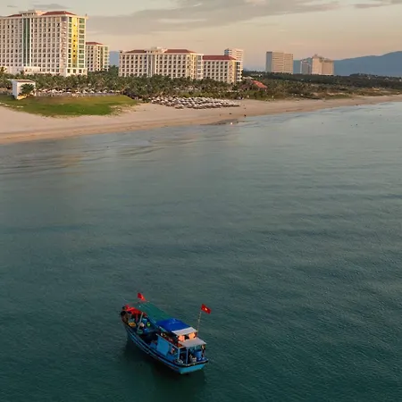 Swandor Cam Ranh Resort-3