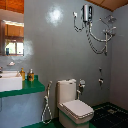 Chena Huts Eco Resort-2