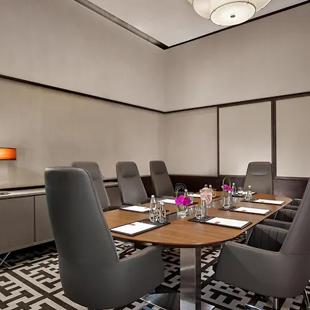 Grand Hyatt Abu Dhabi Hotel & Residences-2