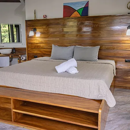 Quality Cabins Monteverde-3