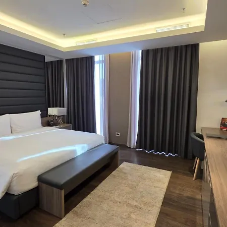 Swiss-Belboutique Bneid Al Gar Kuwait-3