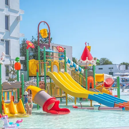 Mera Holiday Resort-2